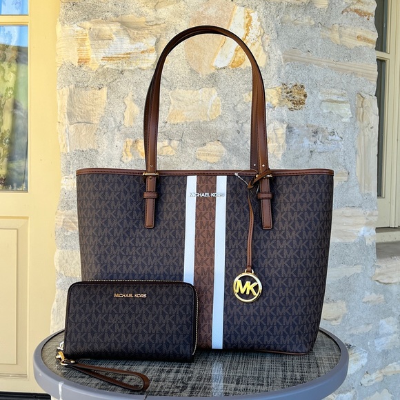 Michael Kors Jet Set Travel Medium Carry All tote&wallet brown Signature stripe - Picture 1 of 9